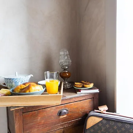 Heart Of Private With Balcony * Lisbon